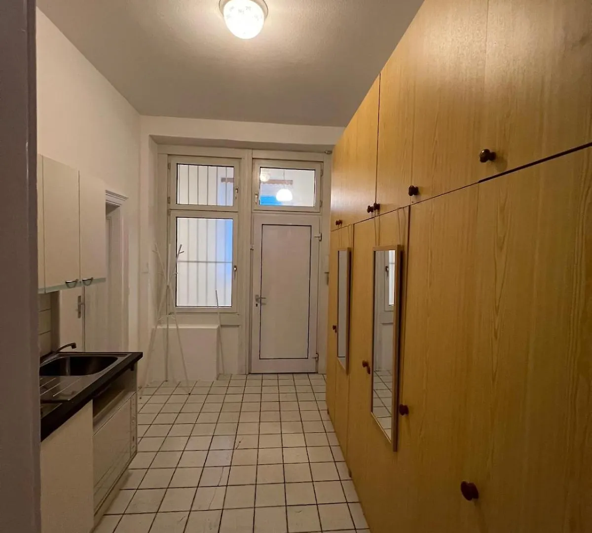 Cozy & Central Apartment Vienna