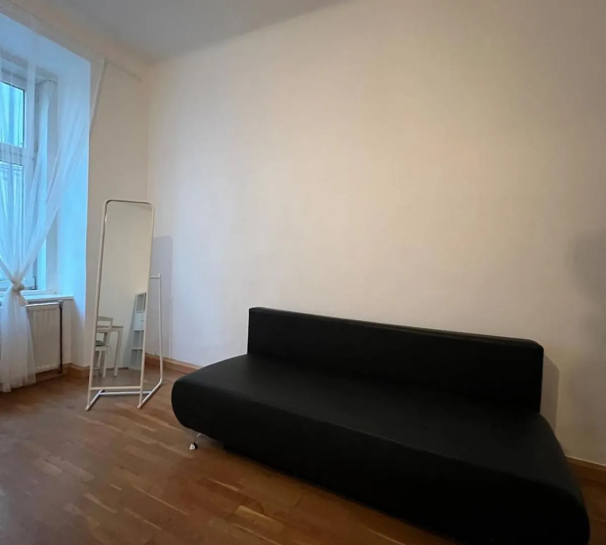 Cozy & Central Apartment Vienna